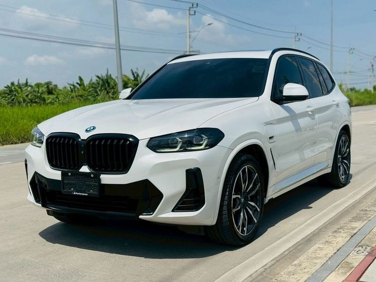 รถ BMW X3 2.0 xDrive30e M Sport 4WD สี ขาว