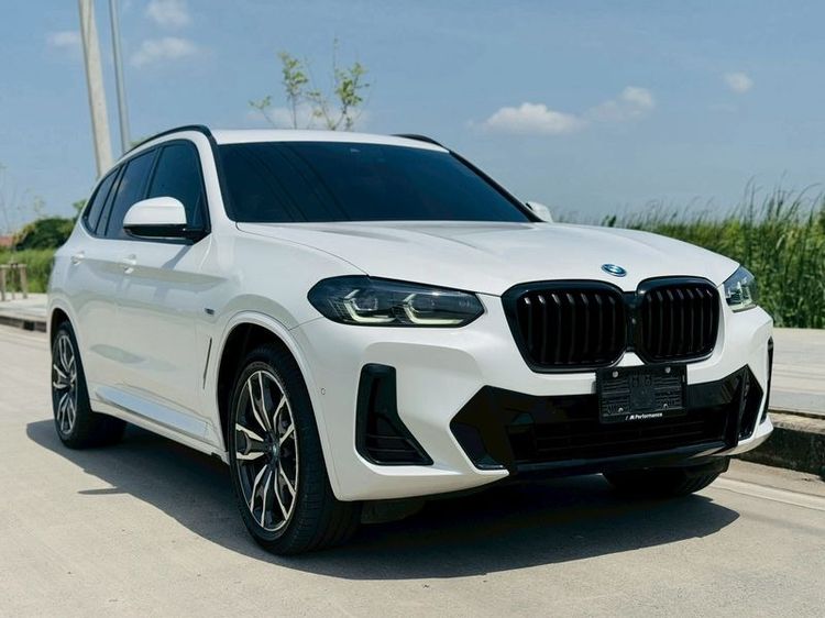 BMW X3 2022 2.0 xDrive30e M Sport 4WD Utility-car ปลั๊กอินไฮบริด (PHEV) ไม่ติดแก๊ส เกียร์อัตโนมัติ ขาว รูปที่ 3