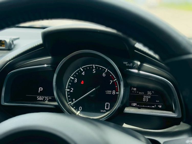 Mazda Mazda 2 2020 1.3 Skyactiv-G S Leather Sedan Sedan เบนซิน ไม่ติดแก๊ส เกียร์อัตโนมัติ แดง รูปที่ 4