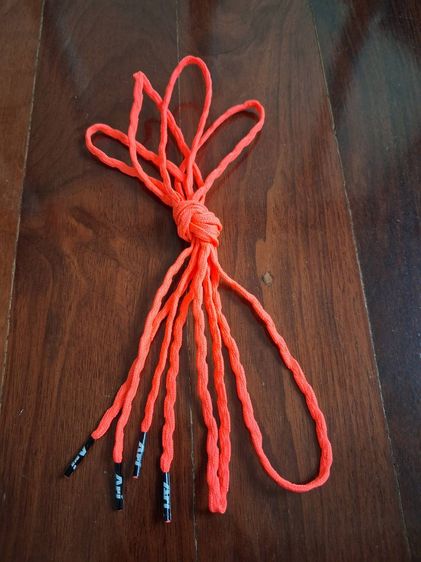 เชือกรองเท้า อาริ TWIST สีส้ม ลดราคาพิเศษ