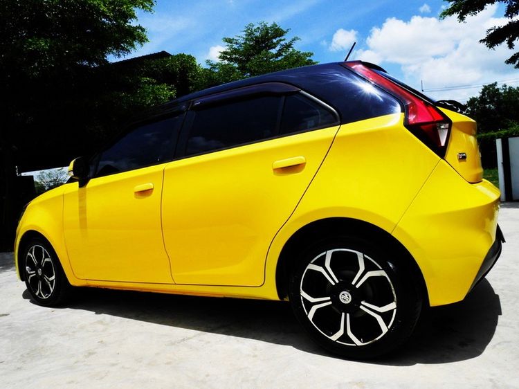 MG MG3 2018 1.5 X Limited Sedan เบนซิน ไม่ติดแก๊ส เกียร์อัตโนมัติ เหลือง รูปที่ 3