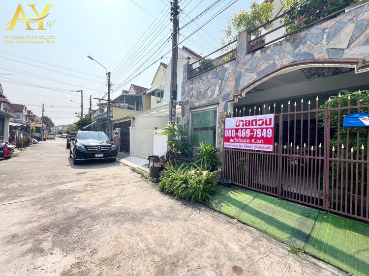 ตกแต่งครบ ️ขายด่วนทาวน์เฮ้าส์ 2 ชั้น ขนาด19.2ตรว นภาวิลล่า นวมินทร์88 หรือ รามอินทรา58 เขตคันนายาว ขาย2.59ลบ. รูปที่ 2