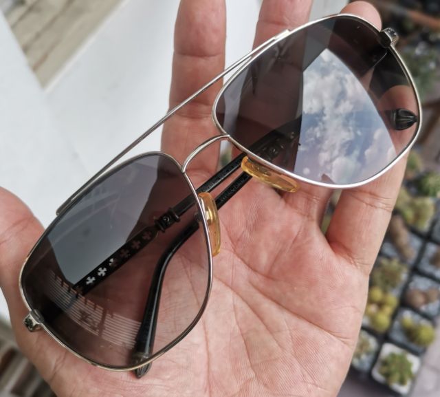 อื่นๆ แว่นตากันแดด แว่นกันแดด Chrome Hearts​ Wrecked'Em SS-BK-P (Shiny Silver-Black-Plastic)​ เลนส์ Carl Zeiss พร้อมกล่องแท้ หายากสุดๆ ราคาแบ่งปันครับ