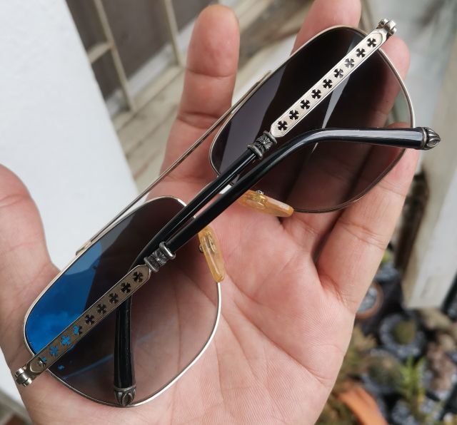 แว่นกันแดด Chrome Hearts​ Wrecked'Em SS-BK-P (Shiny Silver-Black-Plastic)​ เลนส์ Carl Zeiss พร้อมกล่องแท้ หายากสุดๆ ราคาแบ่งปันครับ รูปที่ 2