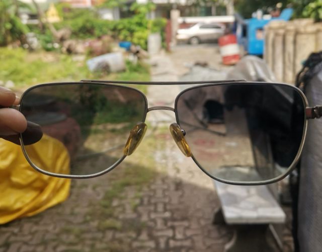 แว่นกันแดด Chrome Hearts​ Wrecked'Em SS-BK-P (Shiny Silver-Black-Plastic)​ เลนส์ Carl Zeiss พร้อมกล่องแท้ หายากสุดๆ ราคาแบ่งปันครับ รูปที่ 11