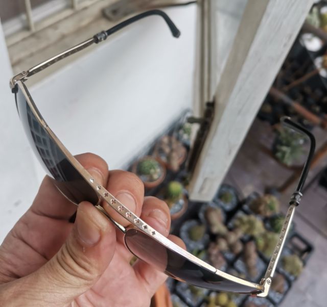 แว่นกันแดด Chrome Hearts​ Wrecked'Em SS-BK-P (Shiny Silver-Black-Plastic)​ เลนส์ Carl Zeiss พร้อมกล่องแท้ หายากสุดๆ ราคาแบ่งปันครับ รูปที่ 4