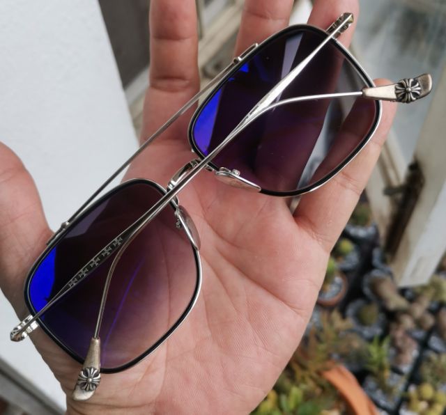 แว่นกันแดด Chrome Hearts​ Bone Prone III BK-SS (Black-Shiny Silver)​ พร้อมกล่องและผ้าเช็ดเลนส์ ตัวหายาก ในราคาสุดแบ่งปันครับ รูปที่ 2