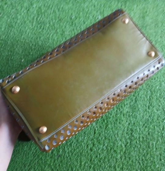 กระเป๋า PRADAแท้ รูปที่ 5