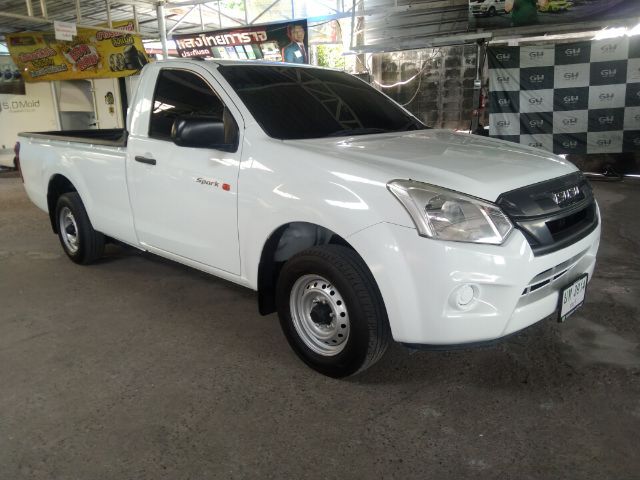 Isuzu D-MAX 2019 1.9 S ดีเซล เกียร์ธรรมดา ขาว รูปที่ 2