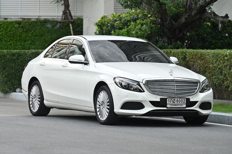 Mercedes-Benz C-Class 2014 C180 Sedan เบนซิน ไม่ติดแก๊ส เกียร์อัตโนมัติ ขาว รูปที่ 2