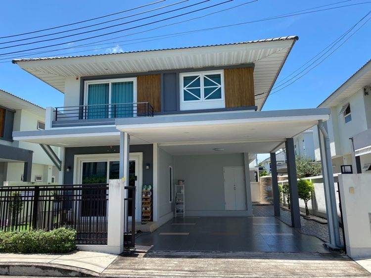 บ้านเดี่ยว หมู่บ้านศุภาลัย พาร์ควิลล์ พระยาสัจจา-สุขุมวิท ชลบุรี 