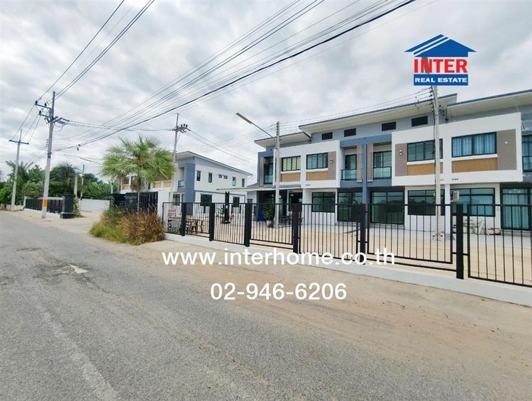 ทาวน์โฮม 2 ชั้น 22.5 ตร.ว. หมู่บ้านอิ่มอุ่น ถนนมิตรภาพหน้าบ้าน ถนนช้างเผือก ถนนราชสีมา-โชคชัย เมืองนครราชสีมา นครราชสีมา