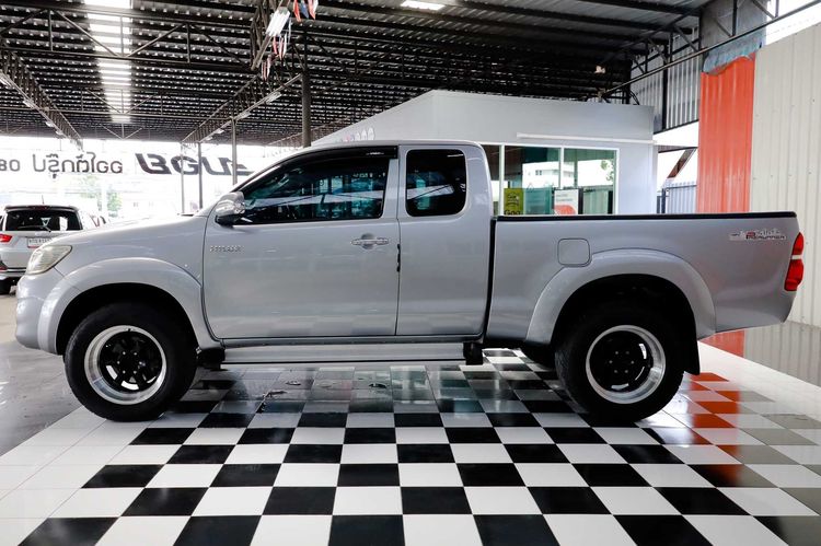 Toyota Hilux Vigo Champ 2015 Smart Cab 2.5 E Prerunner Pickup ดีเซล ไม่ติดแก๊ส เกียร์ธรรมดา บรอนซ์เงิน รูปที่ 4