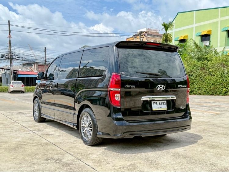 Hyundai Grand Starex 2019 2.5 VIP Van ดีเซล ไม่ติดแก๊ส เกียร์อัตโนมัติ ดำ รูปที่ 4