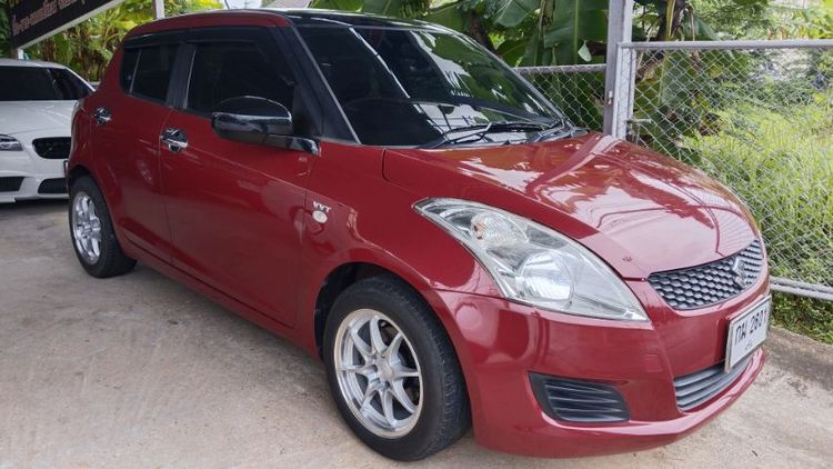 รถ Suzuki Swift 1.2 GL สี แดง