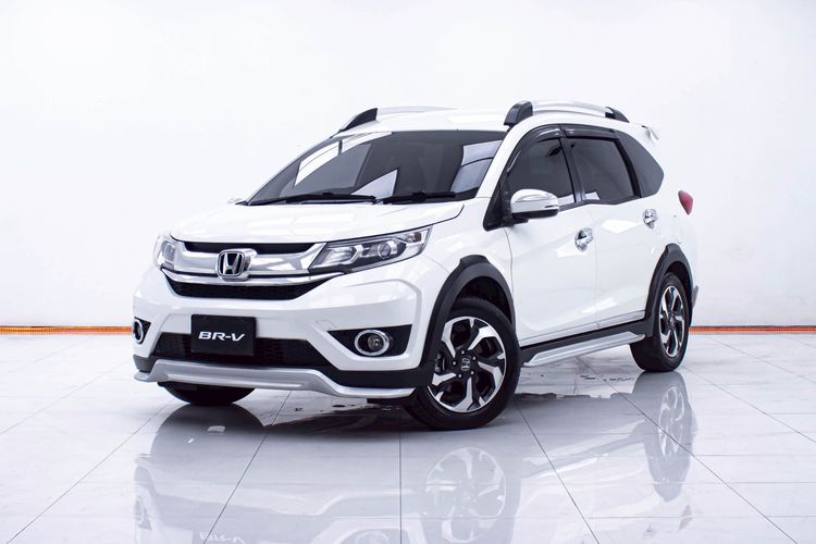 รถ Honda BR-V 1.5 SV สี ขาว