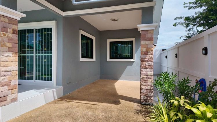 ไม่มี ขายบ้านเดี่ยวชั้นเดียว 78 ตรว มีสระว่ายน้ำ อ.หัวหิน จังหวัดประจวบ 3 ห้องนอน 2 น้ำ (งดนายหน้าเพิ่มครับ รูปที่ 2