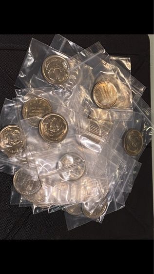 เหรียญ 5บาท สมโภชเดือนและขึ้นพระอู่องค์ภาฯ รูปที่ 3