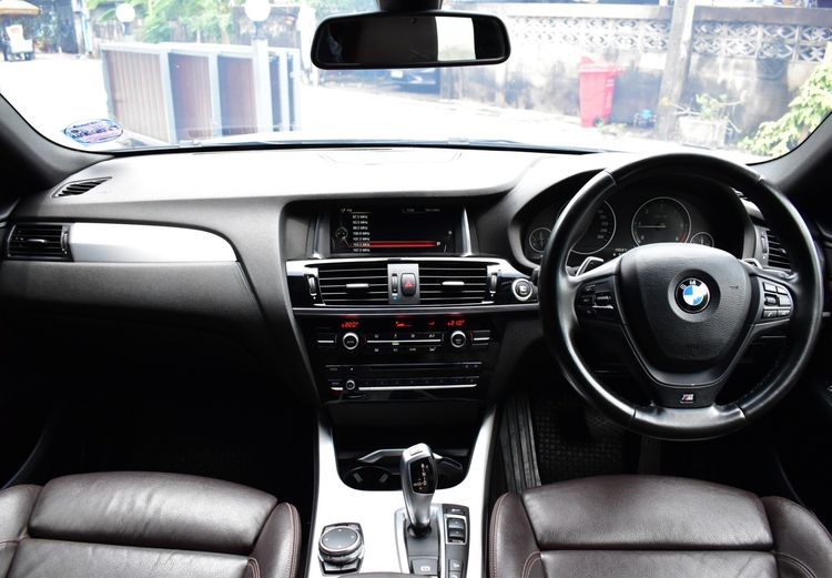 BMW X4 2016 2.0 xDrive20d M Sport 4WD Utility-car ดีเซล เกียร์อัตโนมัติ ขาว รูปที่ 3