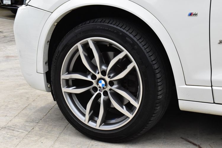 BMW X4 2016 2.0 xDrive20d M Sport 4WD Utility-car ดีเซล เกียร์อัตโนมัติ ขาว รูปที่ 2