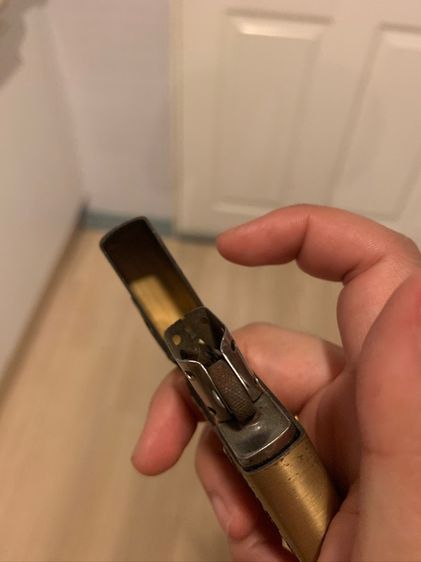 ไฟเช็คทองเหลืองเก่า ปี 1989 รูปที่ 3