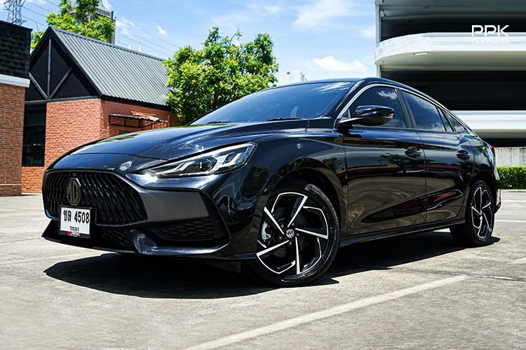รถ MG MG5 1.5 D+ สี ดำ