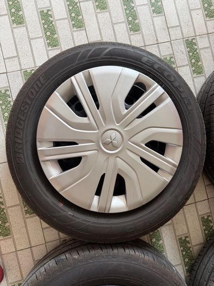 ล้อกะทะ ฝาครอบ รถป้ายแดง แอททราจ ถอด100โล ขอบ14 ยางบริสโตน ปลายปี24 ชุดละ7999 ติดต่อ 089-4138993 เอส  รูปที่ 2