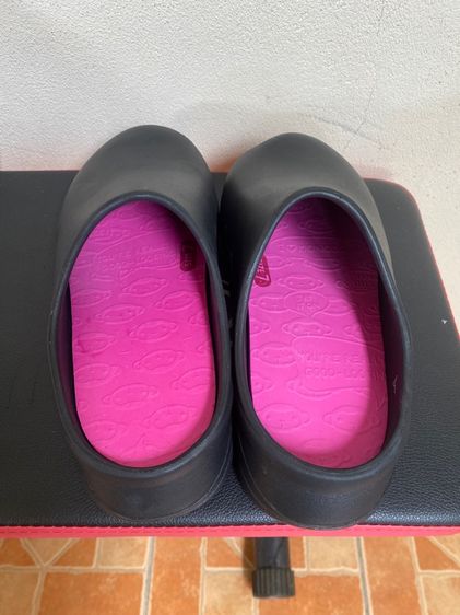 รองเท้าหัวปิด 38-39 ใส่ได้ รูปที่ 3