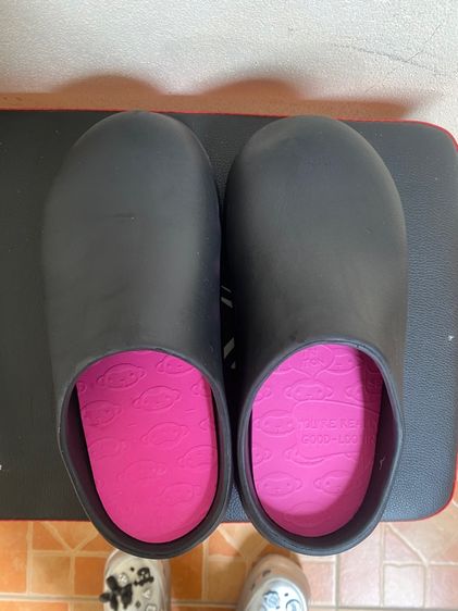 รองเท้าหัวปิด 38-39 ใส่ได้