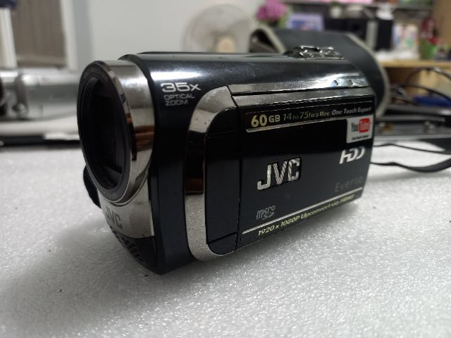 กล้องวิดีโอ JVC GZ-MG645BAG เป็นกล้องวิดีโอแบบฮาร์ดดิสก์ (HDD) ความละเอียด Full HD 1920x1080p มีความจุ 60GB  รูปที่ 5
