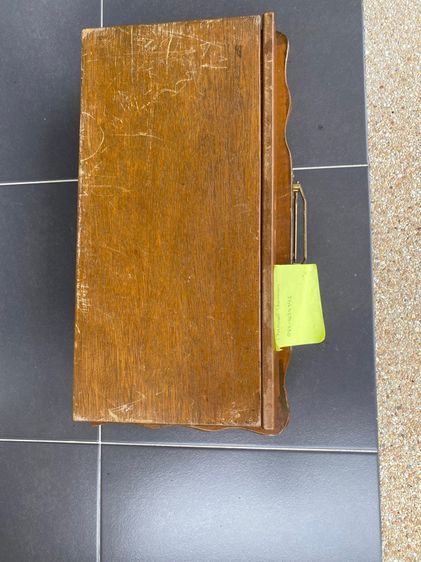 กระดานหมากรุกสากลไม้แกะสลักเก่า หายากมาก สายสะสมไม่ควรพลาด งานดีมาก (ปรับราคา) 2,000 นัดรับชลบุรีแถวแยกคีรี รูปที่ 7