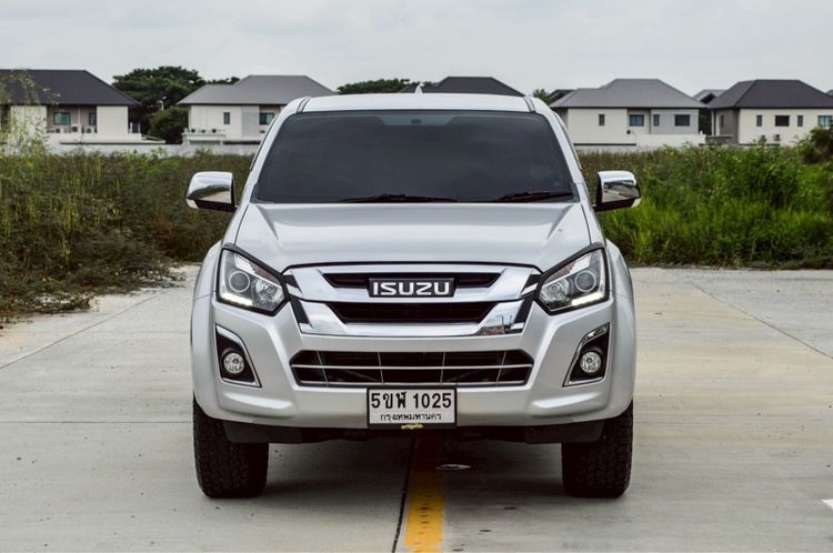 รถ Isuzu D-MAX 1.9 Hi-Lander Z Prestige สี บรอนซ์เงิน