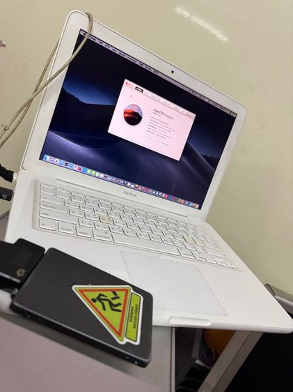 MacBook white 2010 รูปที่ 6