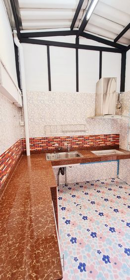 ขายบ้านด่วน ทาวโฮม 3 ชั้น ถนนเฉลิมพระเกียรติร.9 ซอย 8 ใกล้สถานีรถไฟฟ้าสายสีเหลือง ปรับปรุงใหม่ทั้งหลัง รูปที่ 3