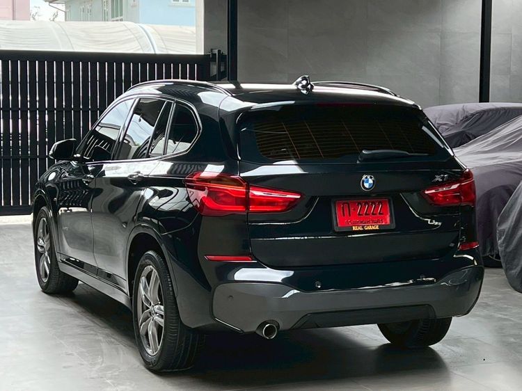 BMW X1 2018 2.0 sDrive18d M Sport Utility-car ดีเซล ไม่ติดแก๊ส เกียร์อัตโนมัติ ดำ รูปที่ 4