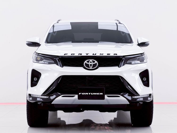 Toyota Fortuner 2023 2.4 Leader G Utility-car ดีเซล ไม่ติดแก๊ส เกียร์อัตโนมัติ ขาว รูปที่ 3