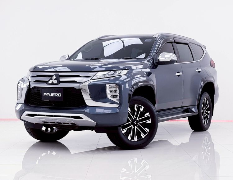 รถ Mitsubishi Pajero Sport 2.4 GT Plus สี เทา
