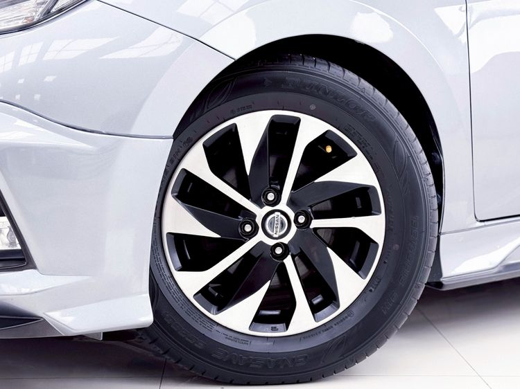 Nissan Almera 2022 1.0 VL Sedan เบนซิน ไม่ติดแก๊ส เกียร์อัตโนมัติ เทา รูปที่ 4