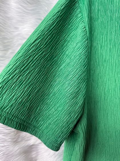 เสื้อแขนสั้นผ้ายืด ริ้วในตัว ใส่สบายไม่ต้องรีด สีเขียว รูปที่ 4