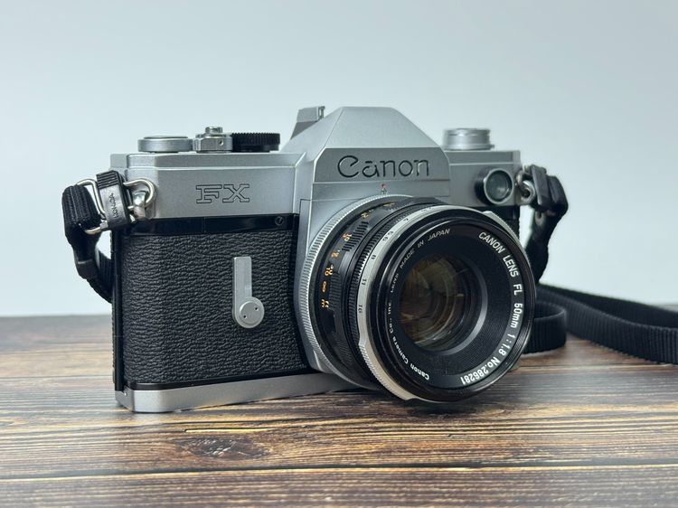 Canon FX กล้องฟิล์ม ( SLR ) พร้อมเลนส์ 50MM F1.8 สภาพสวย รูปที่ 5
