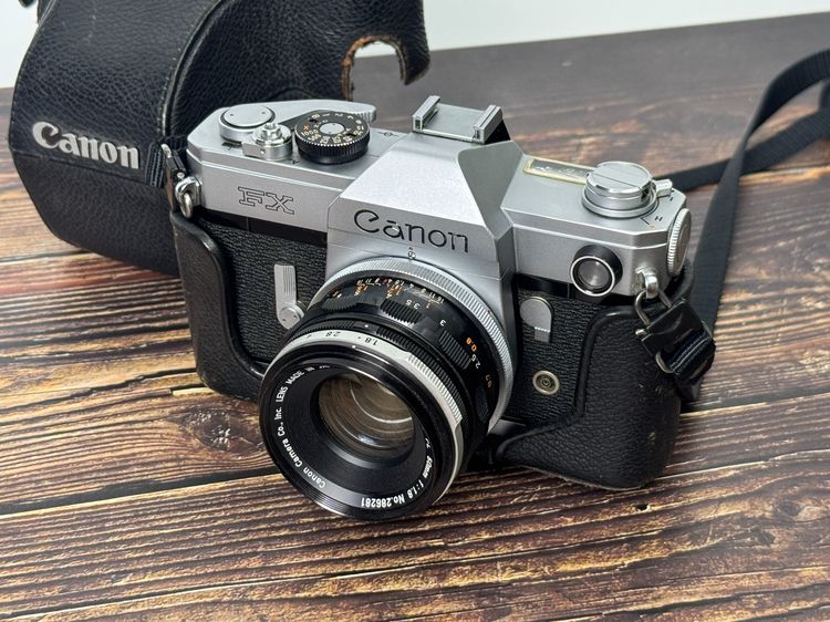 Canon FX กล้องฟิล์ม ( SLR ) พร้อมเลนส์ 50MM F1.8 สภาพสวย รูปที่ 11