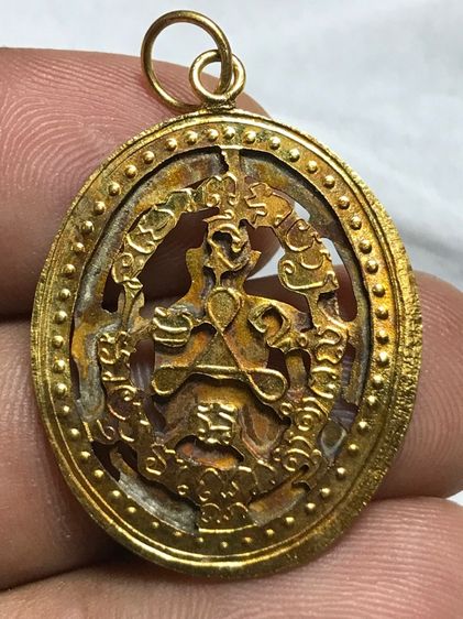 หลวงปู่ศุขปี2466ฉลุลงยาสวยหายากเปิดแบ่งปันค่ะ รูปที่ 2