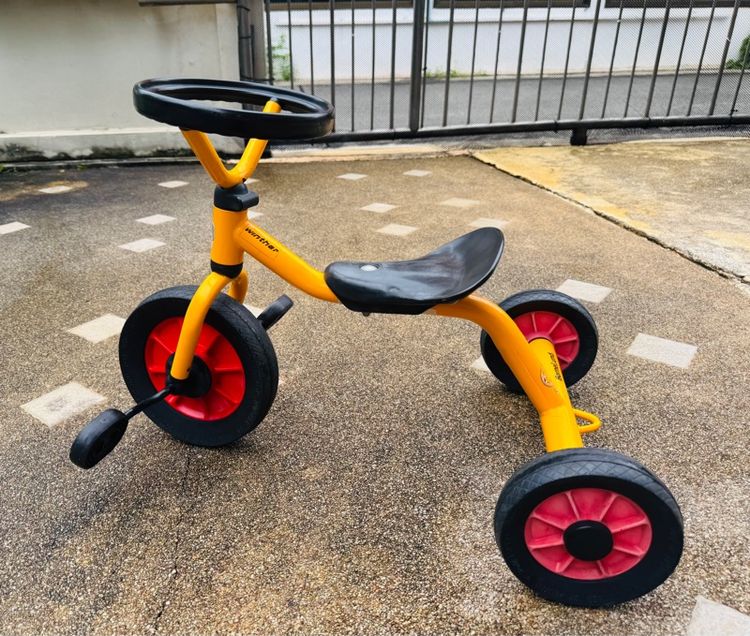 ของเล่นเด็ก จักรยานเด็ก  สามล้อ  Winther Danish    Bornelund  made in Denmark  มือ2 สภาพสวยคะ รูปที่ 3