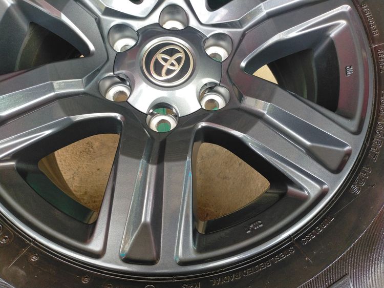 แม็กโตโยต้า ขอบ17 สีเดิม พร้อมยางบริสโตน  265 65 17 ปี23 ยางสวยทุกเส้นใส่ revo vigo fortuner รูปที่ 7