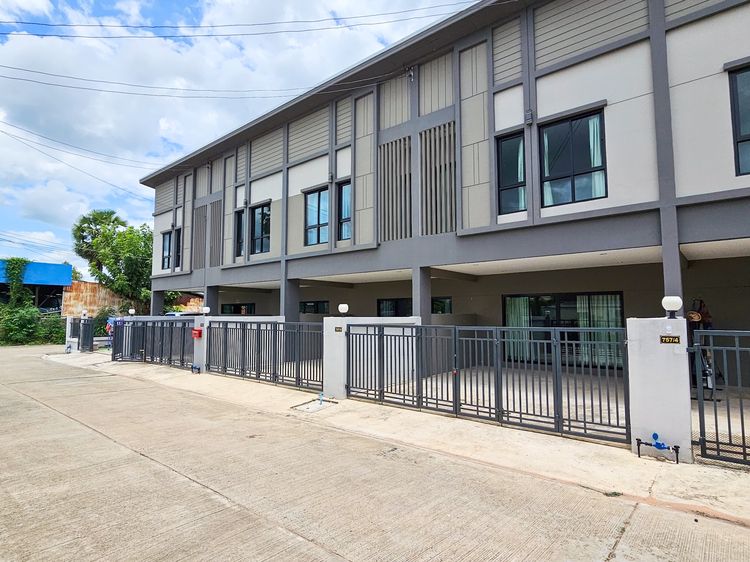 อื่นๆ มีบางส่วน ทาวน์เฮาส์ใหม่ 2 ชั้น – 3ห้องนอน 3ห้องน้ำ 2ที่จอดรถ ทำเลบ้านโจด บ้านเป็ด ขอนแก่น รูปที่ 2