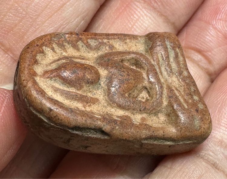 🙏พระกำแพงซุ้มกอพิมพ์กลาง🙏พระนางแขนอ่อน กรุสูงสุโขทัย พระมีปีก ผ่านการบูชา🙏พระผงวันสามปลื้ม องค์ละ1550 รูปที่ 4