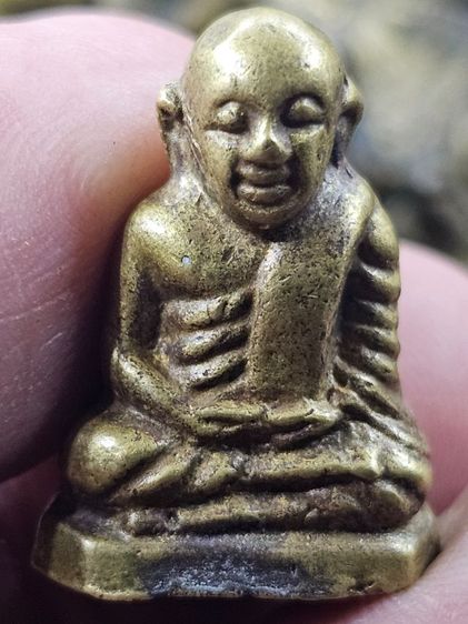 หลวงพ่อเงินปี2515 วัดท่าบัวทอง อ.โพธิ์ประทับช้าง จ.พิจิตร ประสบการณ์ดีมาก 