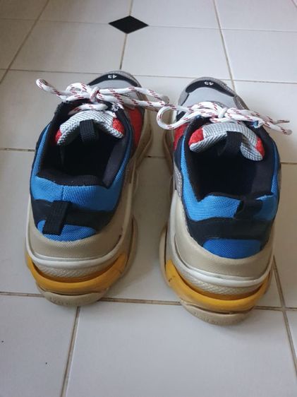 รองเท้าเบอร์ 43 balenciaga รูปที่ 4