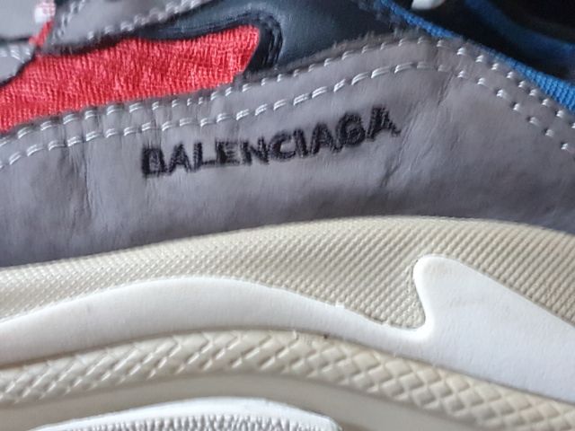 รองเท้าเบอร์ 43 balenciaga รูปที่ 9