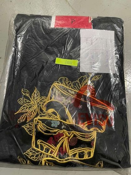 เสื้อยืดแบรนด์ Evisu (แท้) Size 42 รูปที่ 4